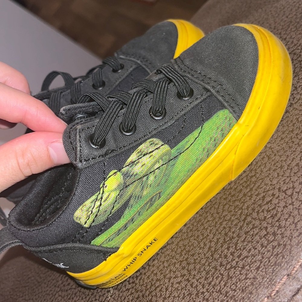 Toddlers National Geographic vans size 6.5C
